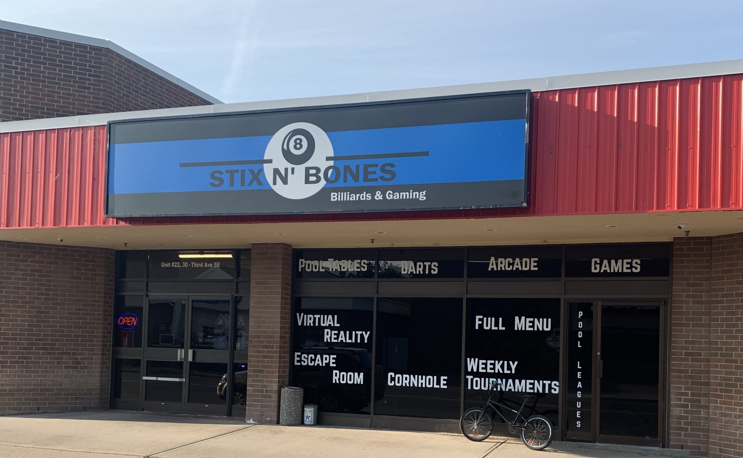 Stix N Bones Billiards and Gaming in High River Alberta