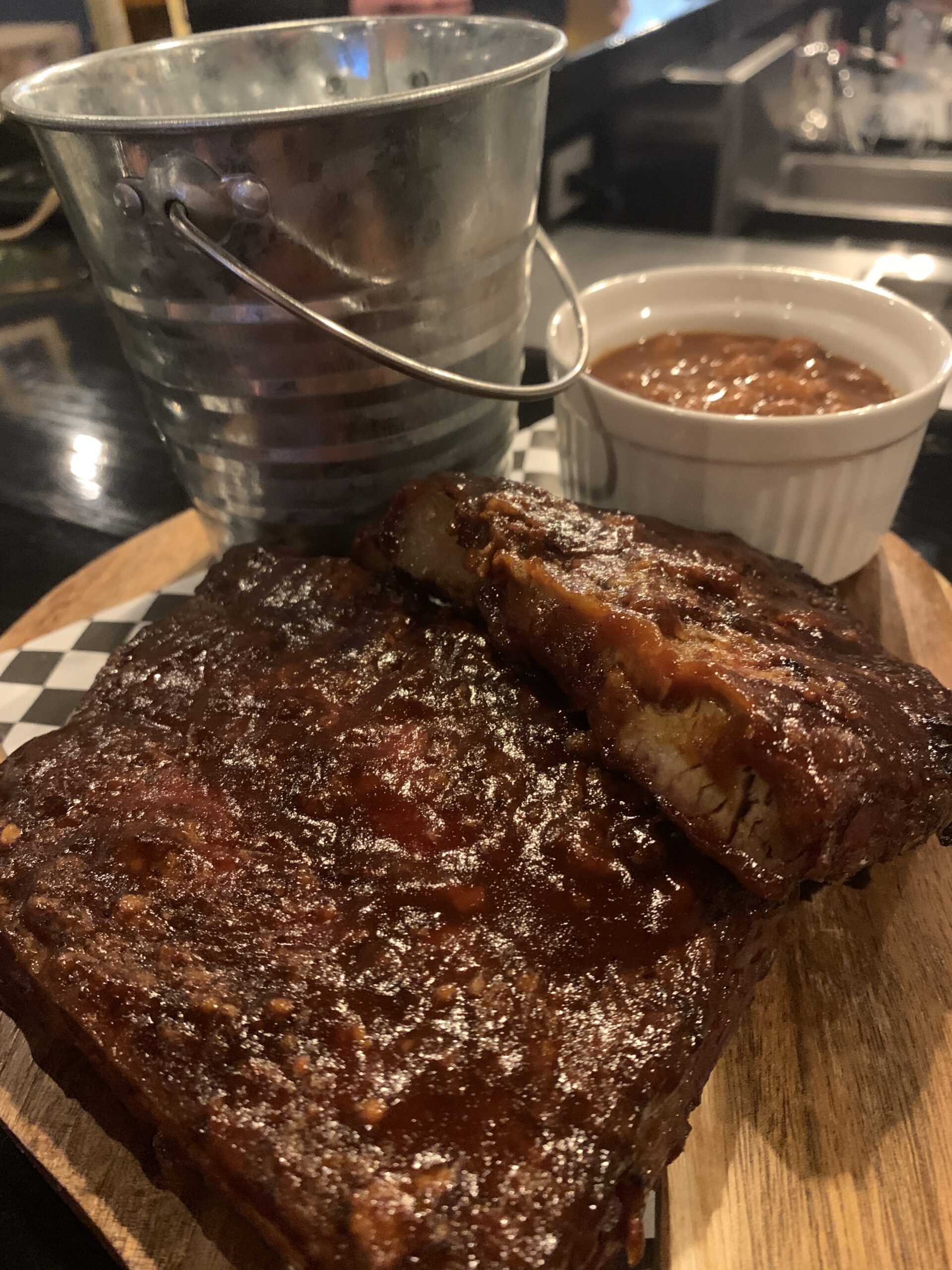 Mucky Duck Pub in High River Alberta